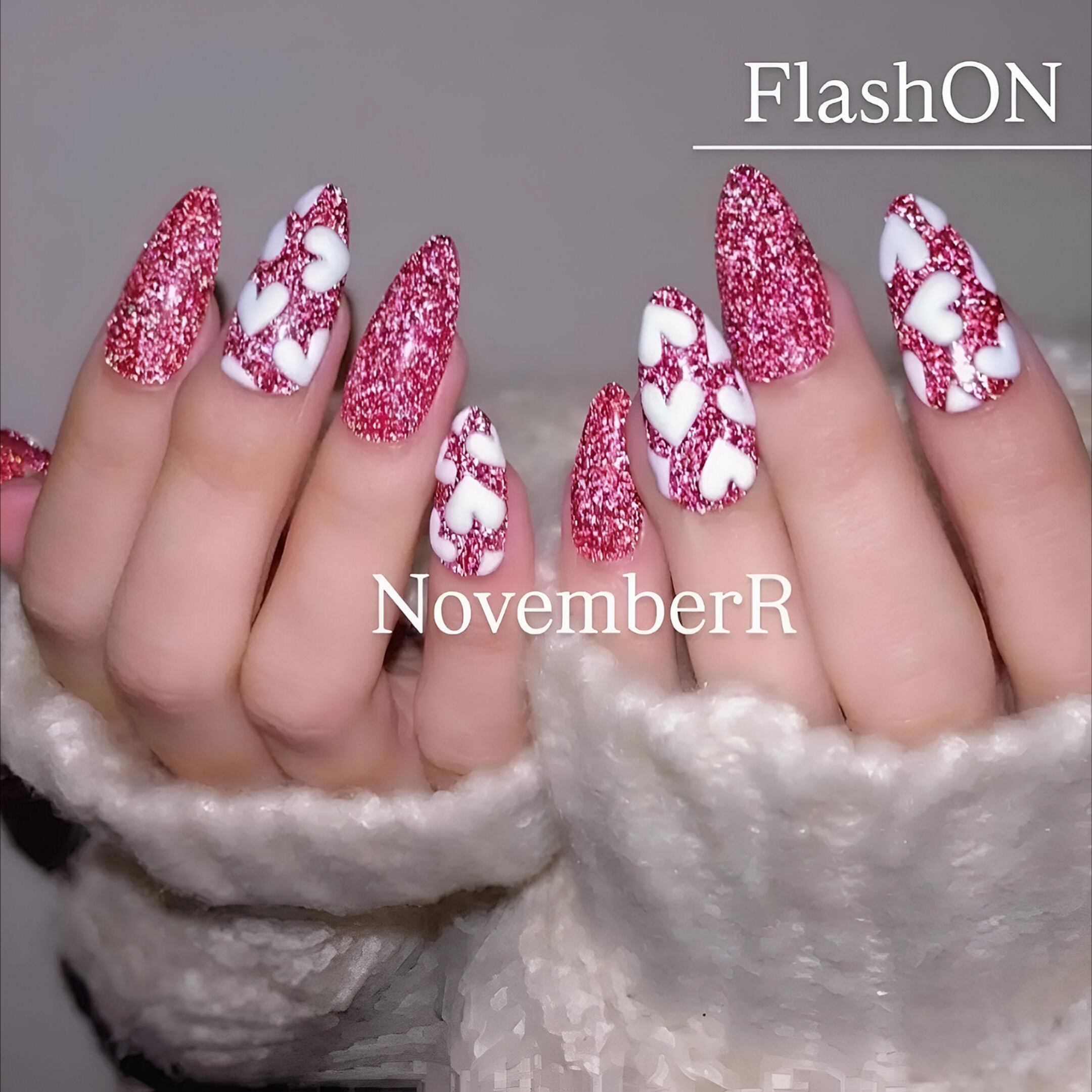 LA860☆フラッシュ×ぷっくりハートネイルチップ | NovemberR