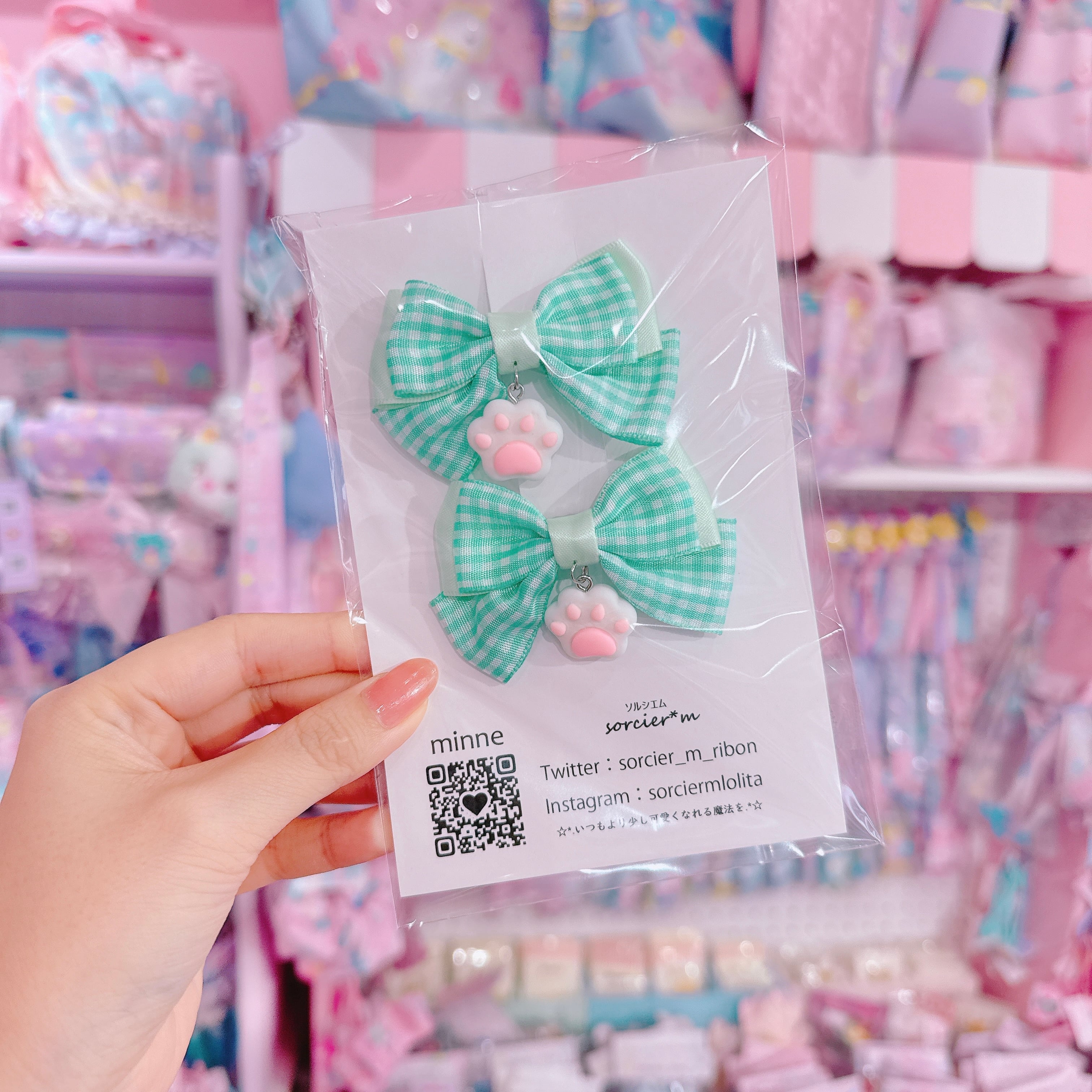 【E10】8-1ツインヘアクリップ