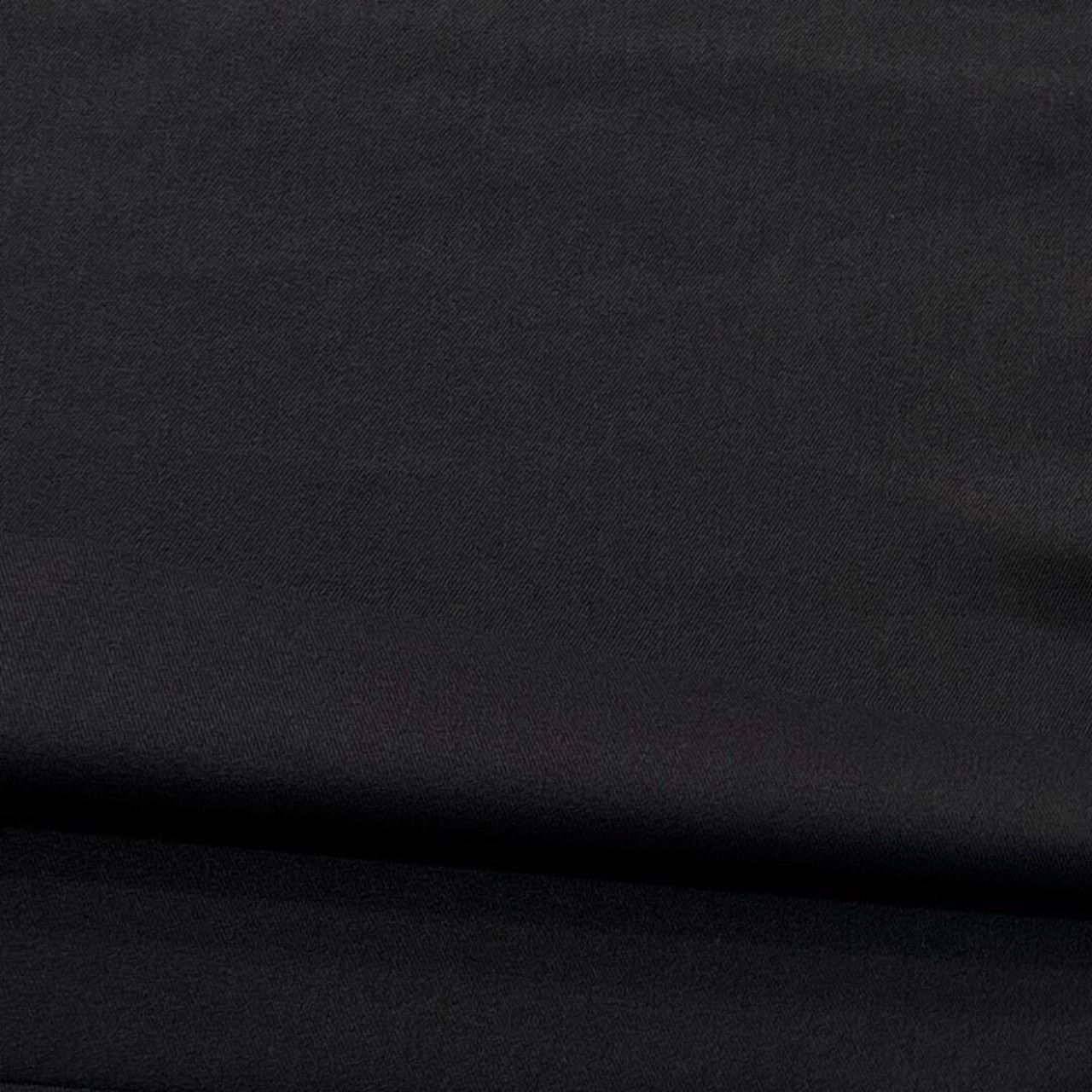 ★TC849◆2ｍ◆ポリエステル100％弱光沢ツイル生地◆ブラック