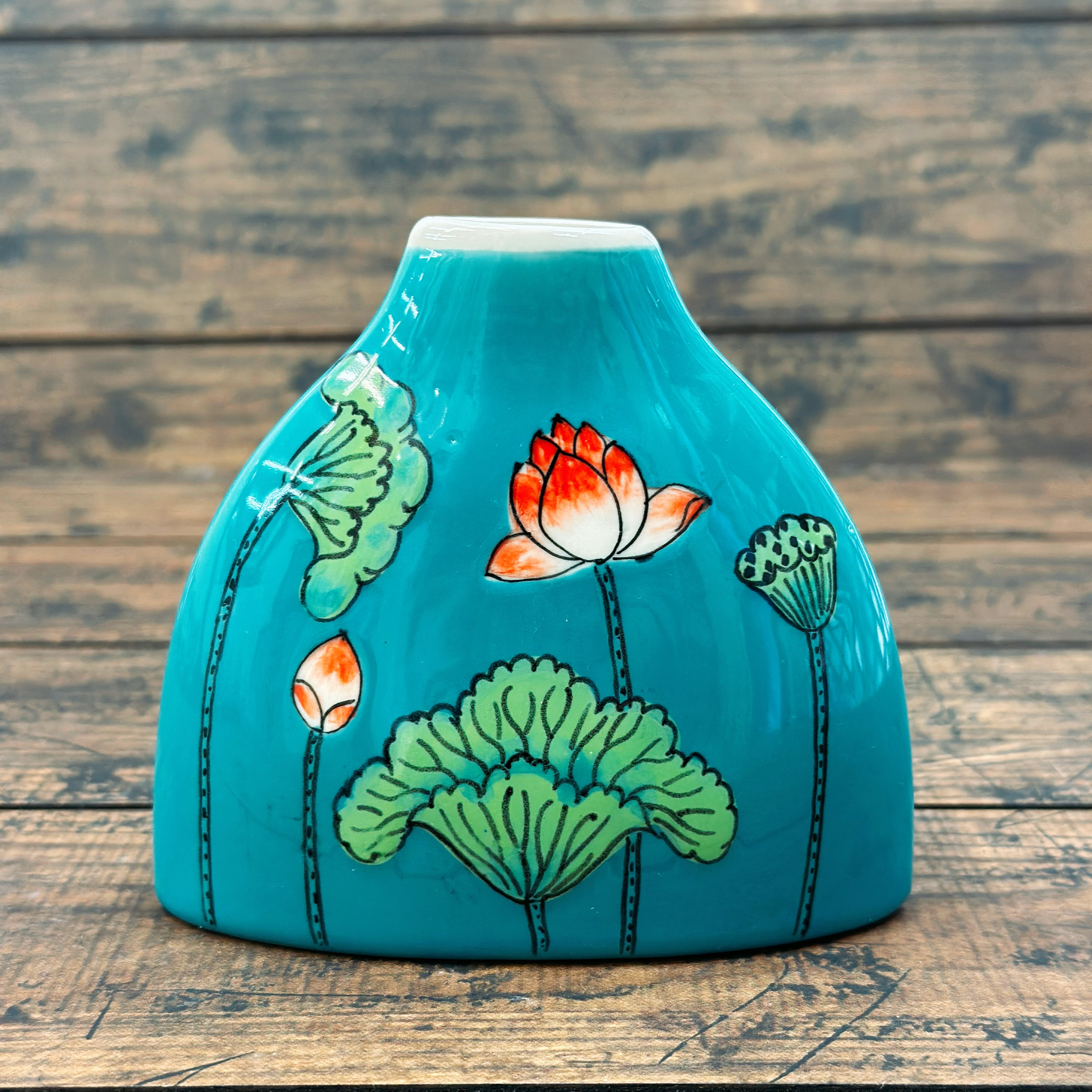 ベトナムのバッチャン焼き 魚柄の彫刻 花瓶 | Kc-Labo's shop ベトナム雑貨
