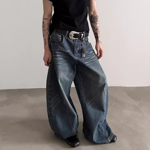 Vintage Washed Banana Jeans – Extra-Wide Deconstructed Denim (FD078)