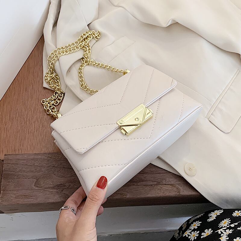白いバッグ女性バッグ2020新しい波夏ファッションチェーンショルダーメッセンジャーバッグネット赤野生小さな正方形バッグ Tiancai_Wing_Bag8662783