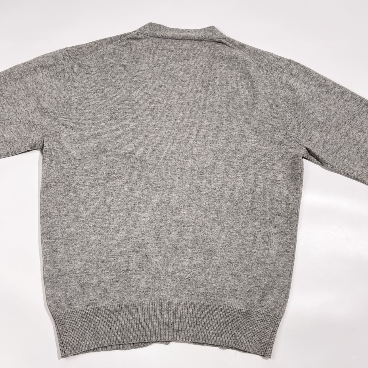 カシミヤ100% GIANNONE ジャンノーネ Vネック カーディガン M /グレー系 メンズ