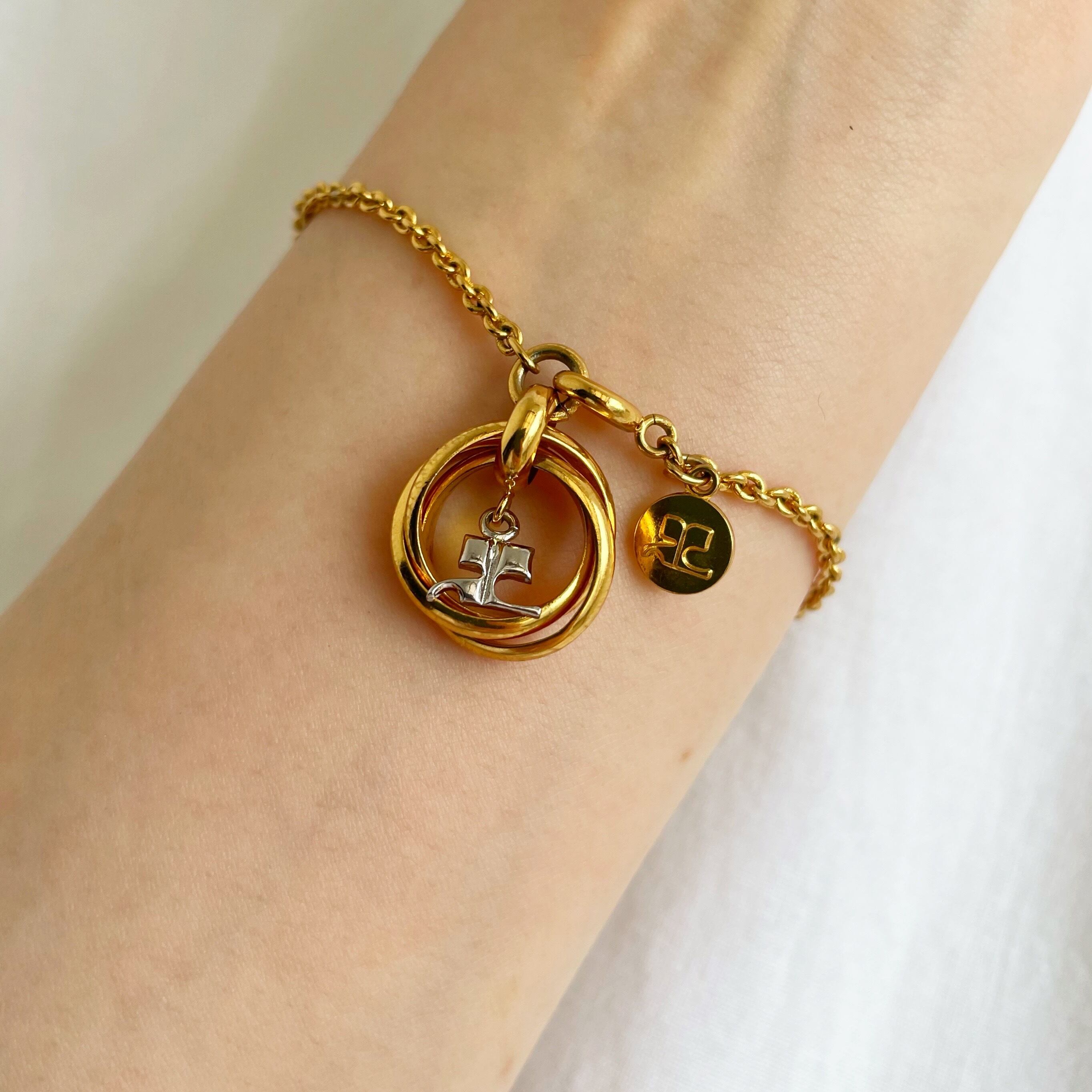 Courreges circle logo bracelet | TOKYO LAMPOON online shop