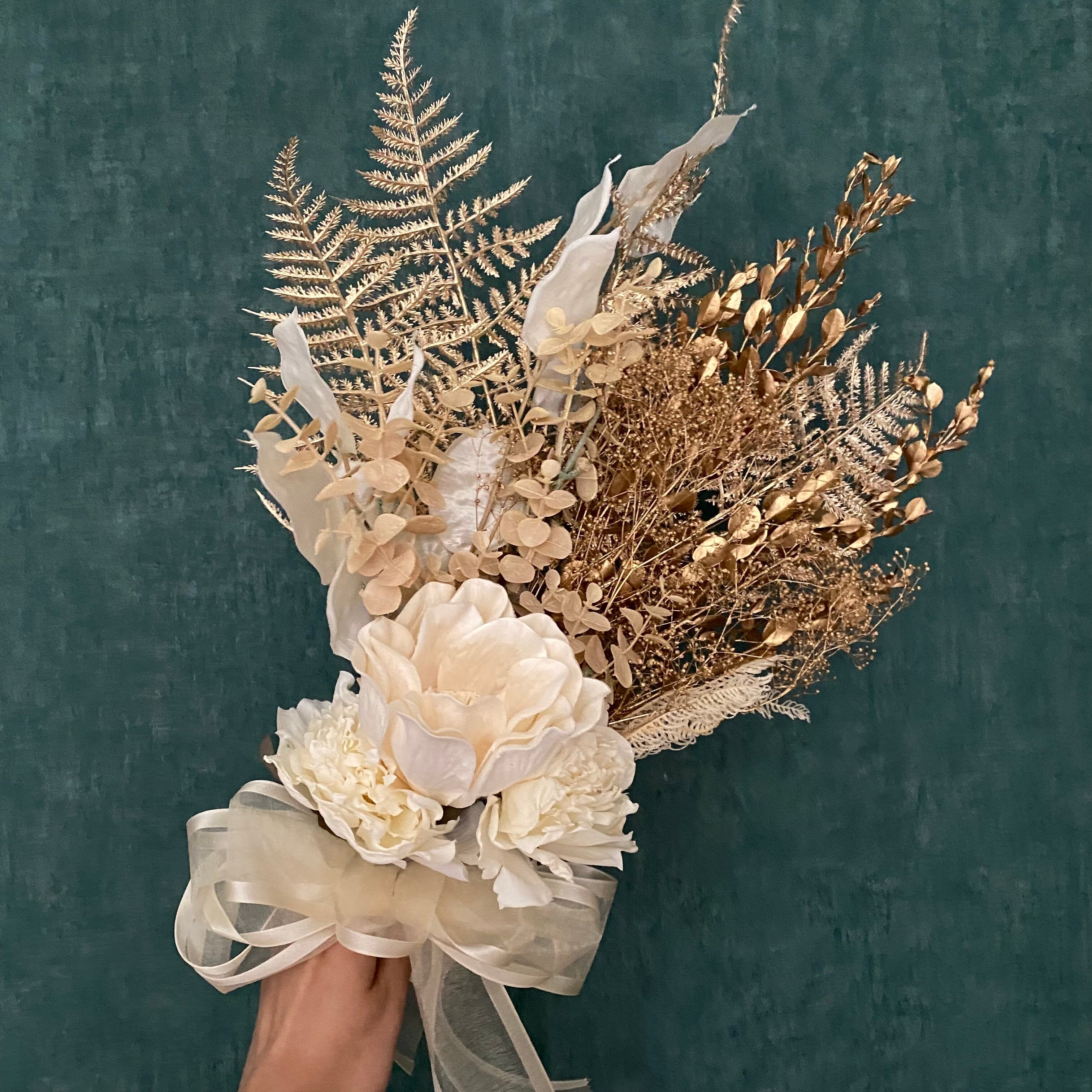 ゴールドのブーケ | kakanaro