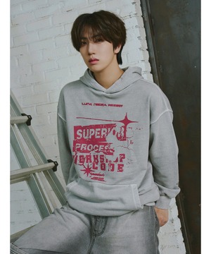 トレカ付き！★CRAVITY ウォンジン 着用！！【TRAVEL】SPRAY STARFISH PIGMENT HOODIE DUFFLE BAG KHAKI