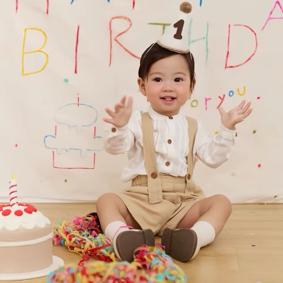 ,ホワイトシャツ×カーキサスペンダーパンツ 男の子フォーマル2点セット