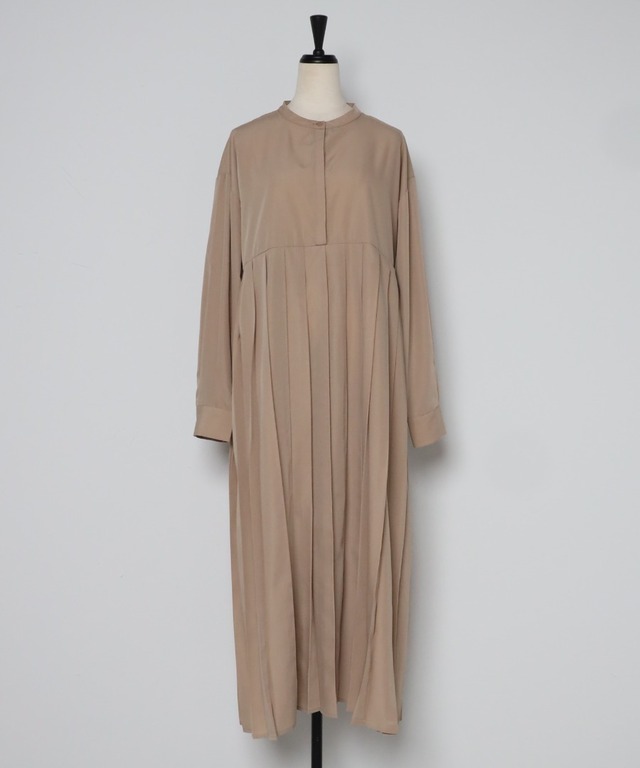 プリーツ切替バンドカラーワンピース