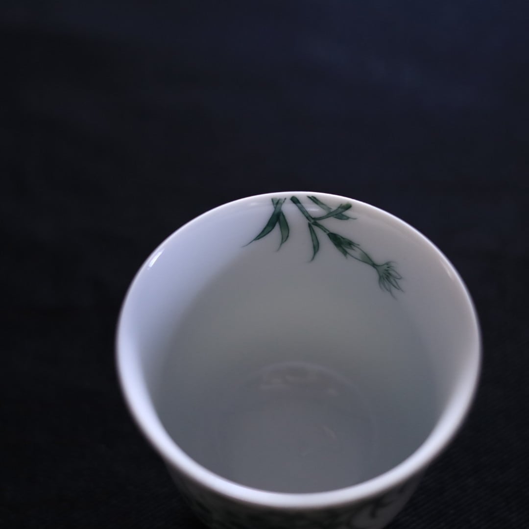 AS 平戸松山窯 クロム六彩花茶杯 | 芦屋貴兆陶家 online shop