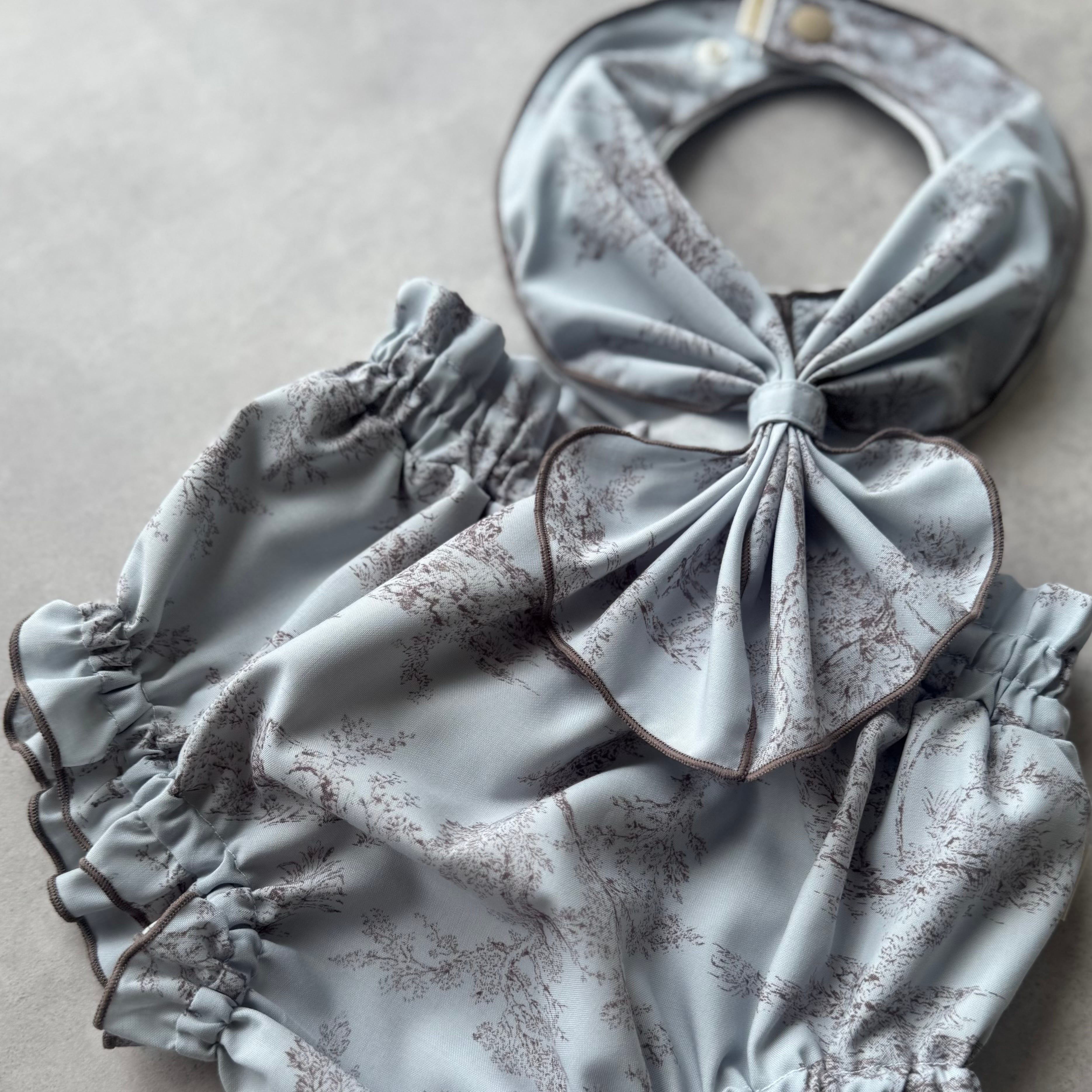 スタイーフ Moda【トワルドジュイ サックス】（スカーフみたいなスタイ