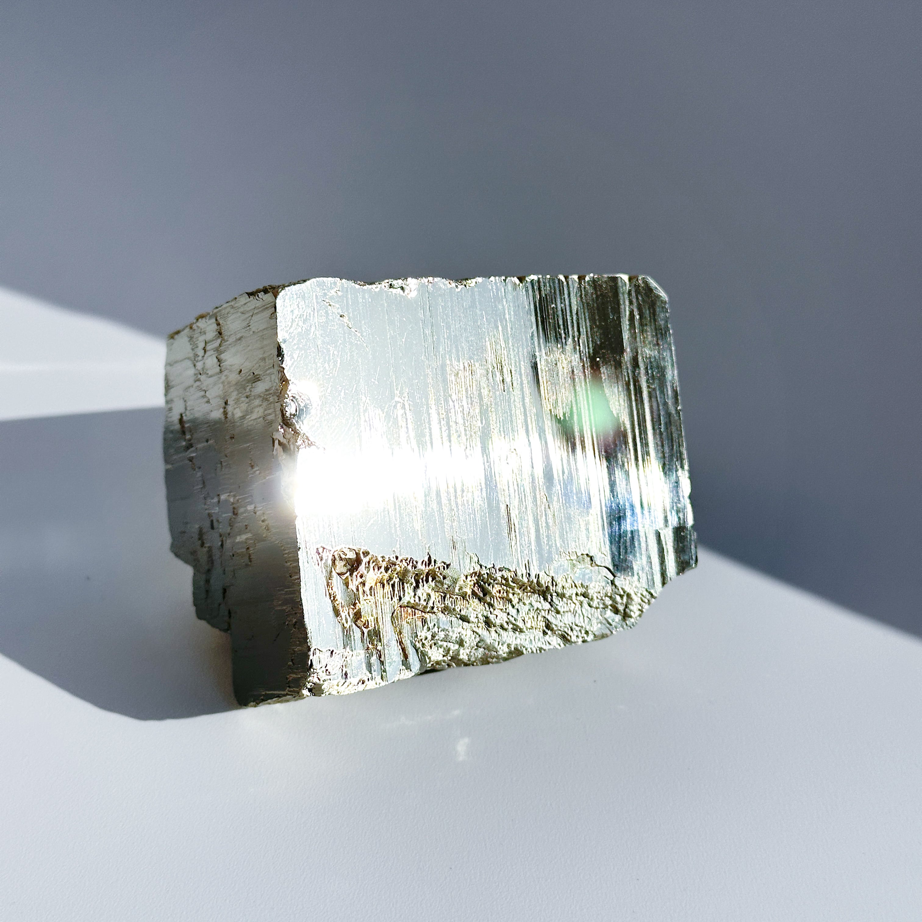 高品質】パイライト 原石83◇Pyrite◇天然石・鉱物・パワーストーン