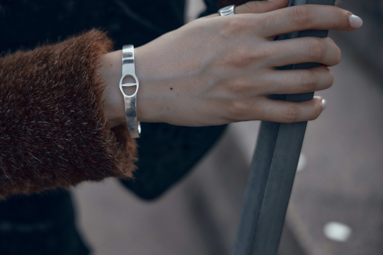 Cat’s Eye Bangle - 5