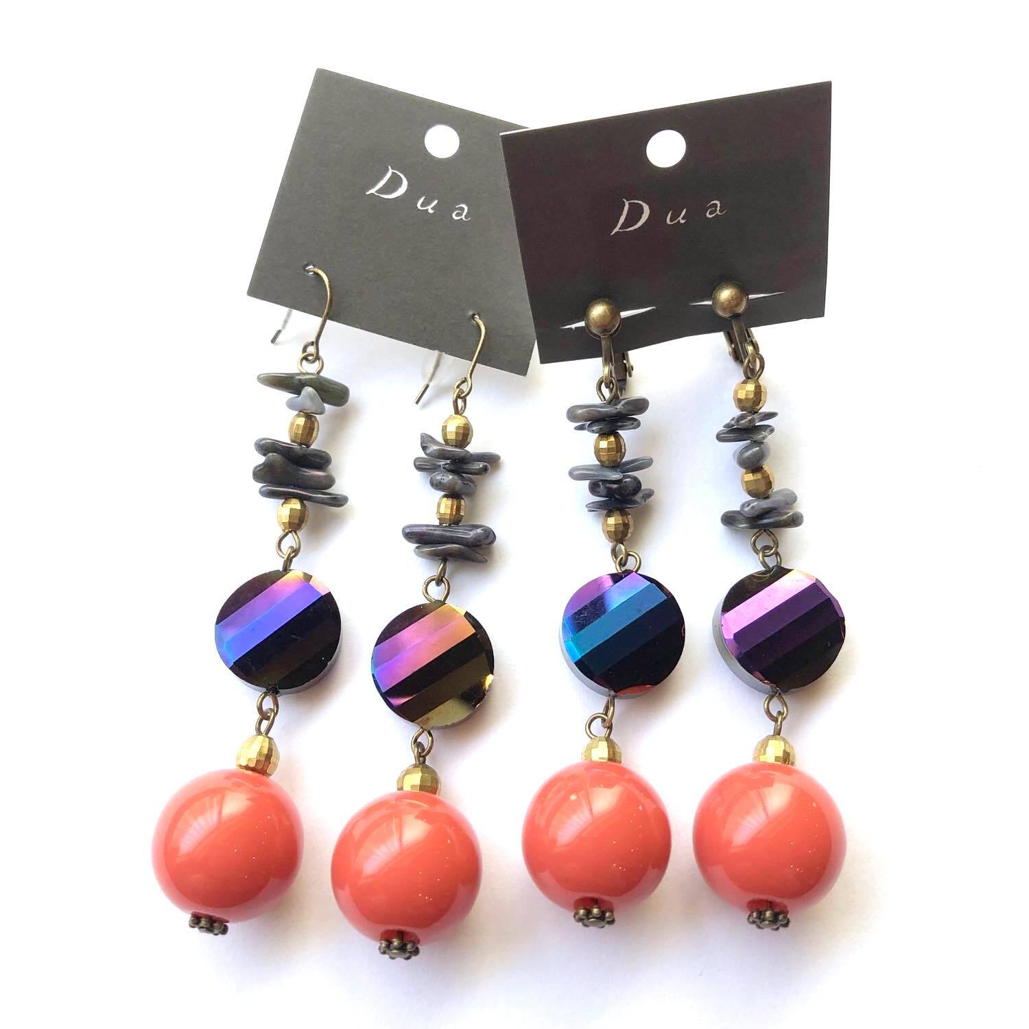 メタリックとオレンジビーズの〈ピアス/イヤリング〉 | Dua