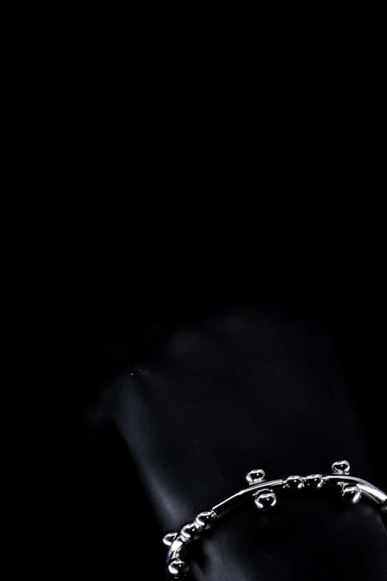 BN-114 BP Cross Junction bangle