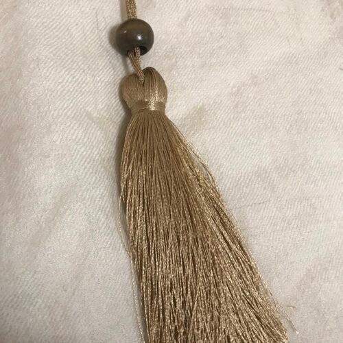 1個限り★ジョージア　タッセル付き　ベロア伝統紋様刺繍ポシェット 14902b3e4de84e4daf325495fb0e4e