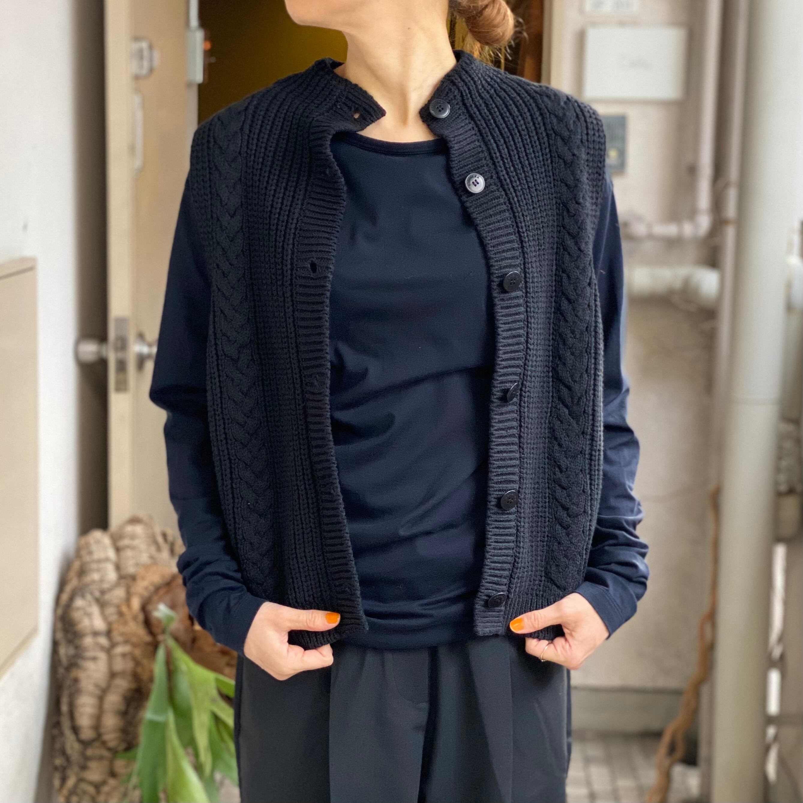 CORDERA(コルデラ)CABLE KNIT WAISTCOAT BLACK | Debby