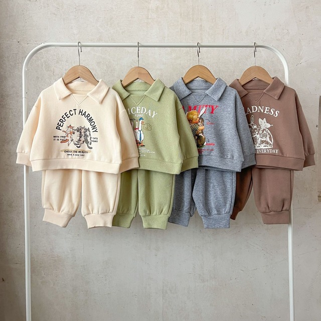 ,幼児キッズ男の子女の子襟付きスウェット上下セット　トレーナーセット　運動会　保育園小学校　アイボリー　グリーン　ブラウン　グレー　 lwa0068