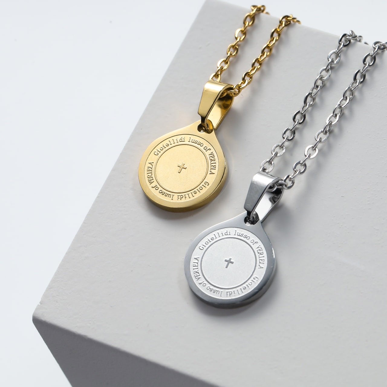 316L cross coin necklace VN6-23 | VERIELA