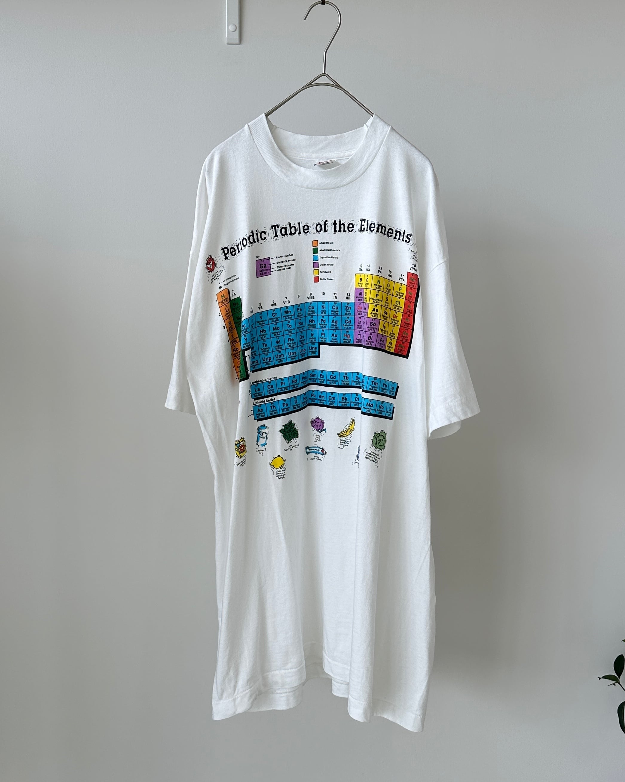 Periodic Table of the Elements- Vintage 90s T-shirt | BEGGARS