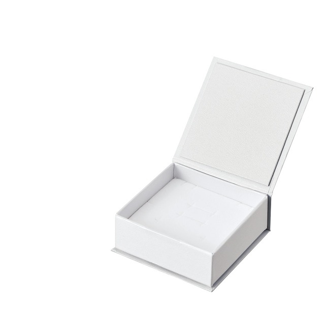 アクセサリーボックス　ピアス・リング・ネックレス兼用　マグネット付きボックス　20個入り REP-236