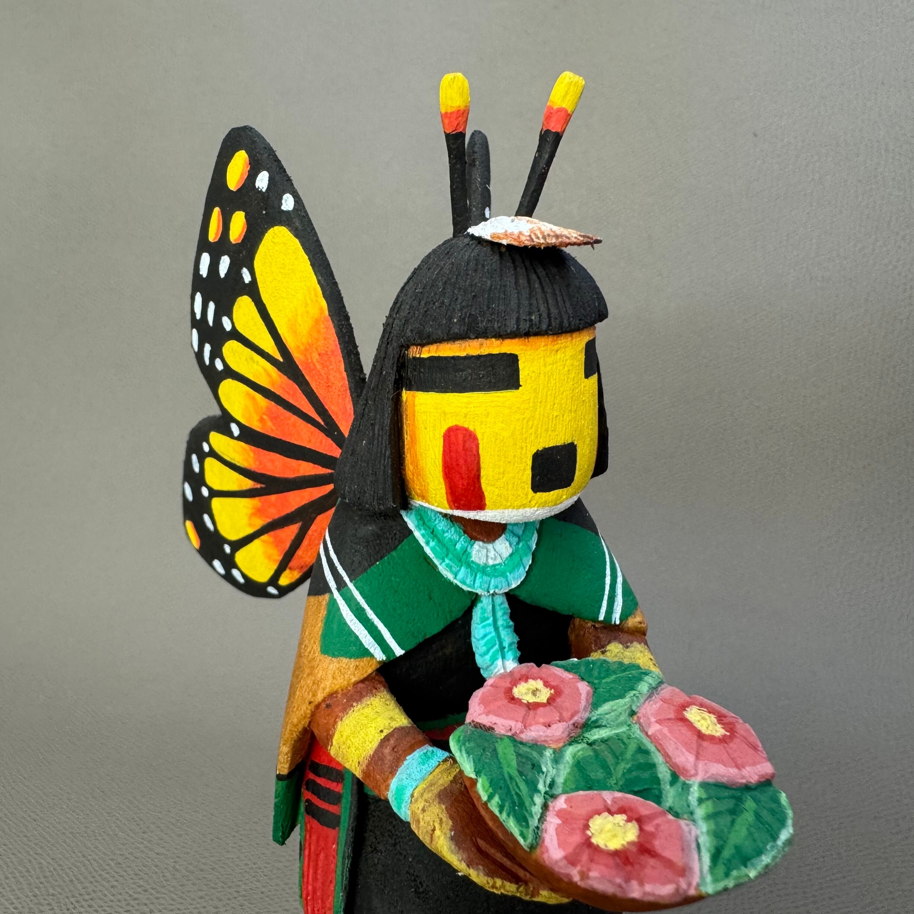 HOPI(ホピ)族 John David, Sr作 butterfly Maidenカチーナドール
