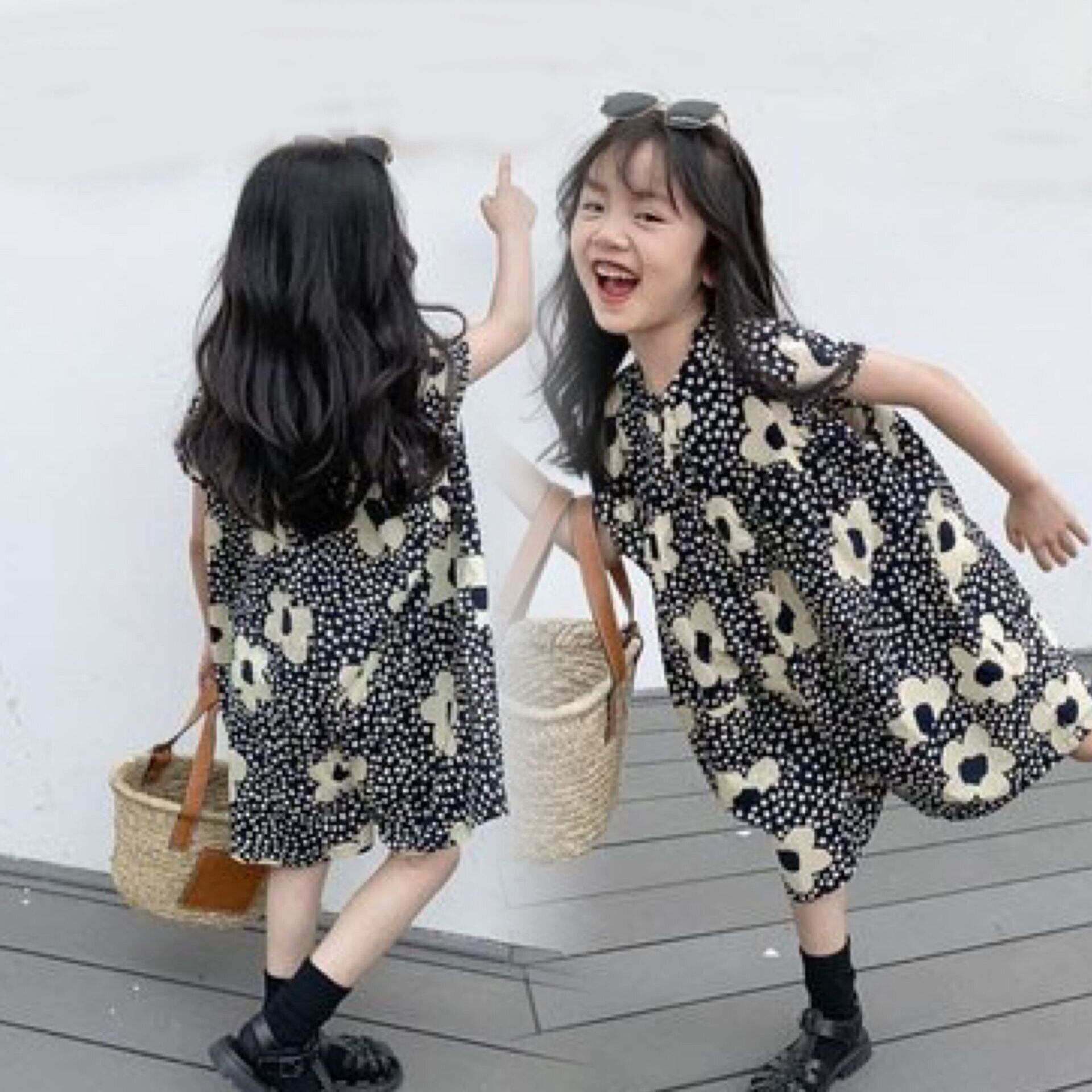 予約】 夏の女の子のジャンプスーツフラワー半袖ショーツかわいい子供 