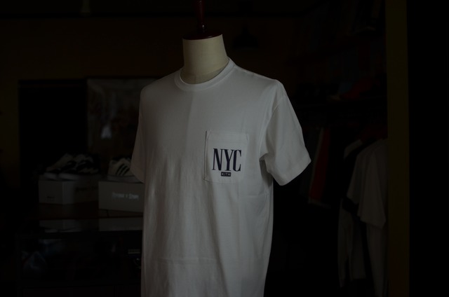 KITH NYC TEE -WHITE - pocket Logo おまけ付き