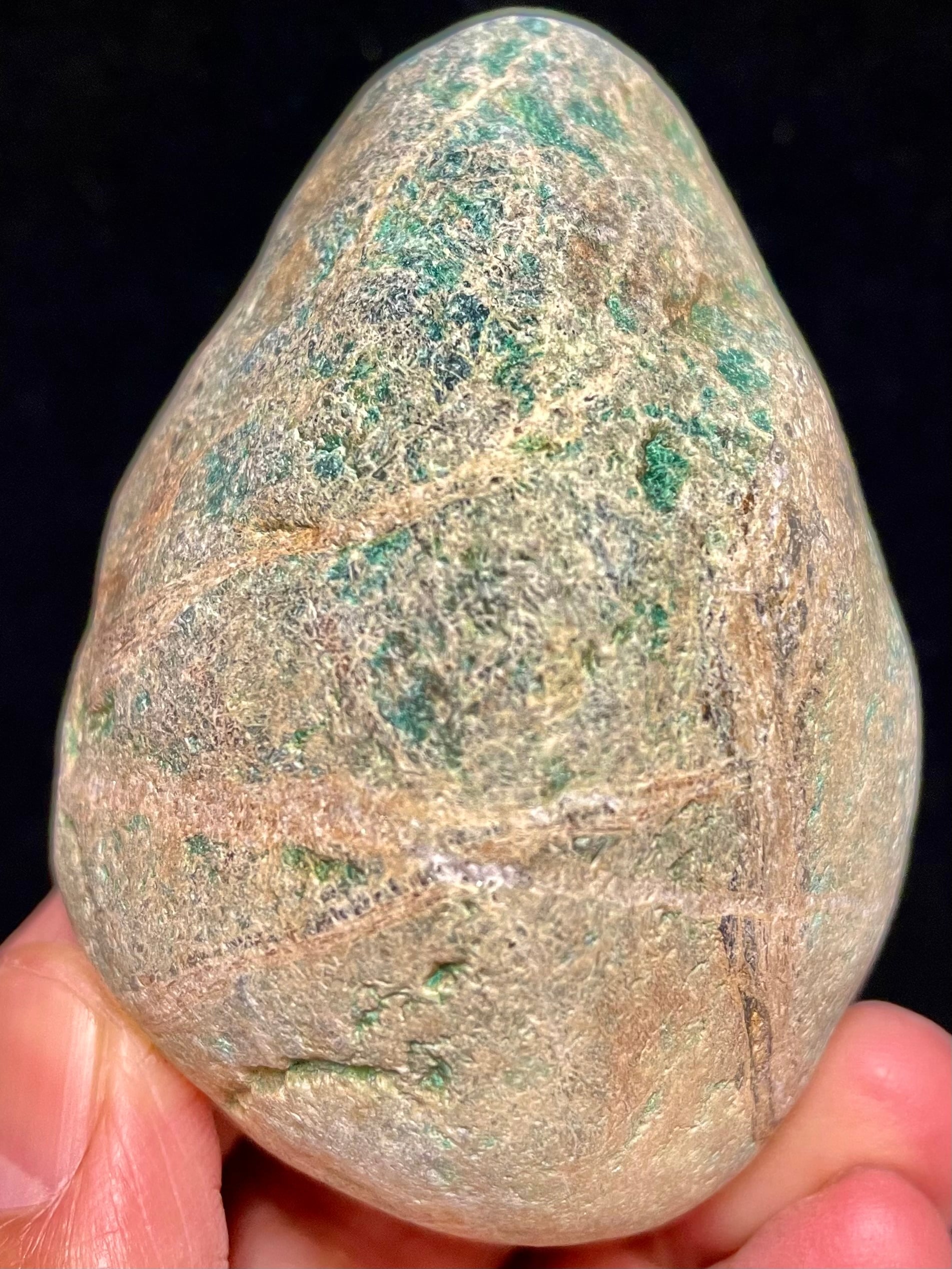 3) 日本人の「心」に寄り添う御守り!深遠なる錬金術「糸魚川リストベナイト」きつね石・大型