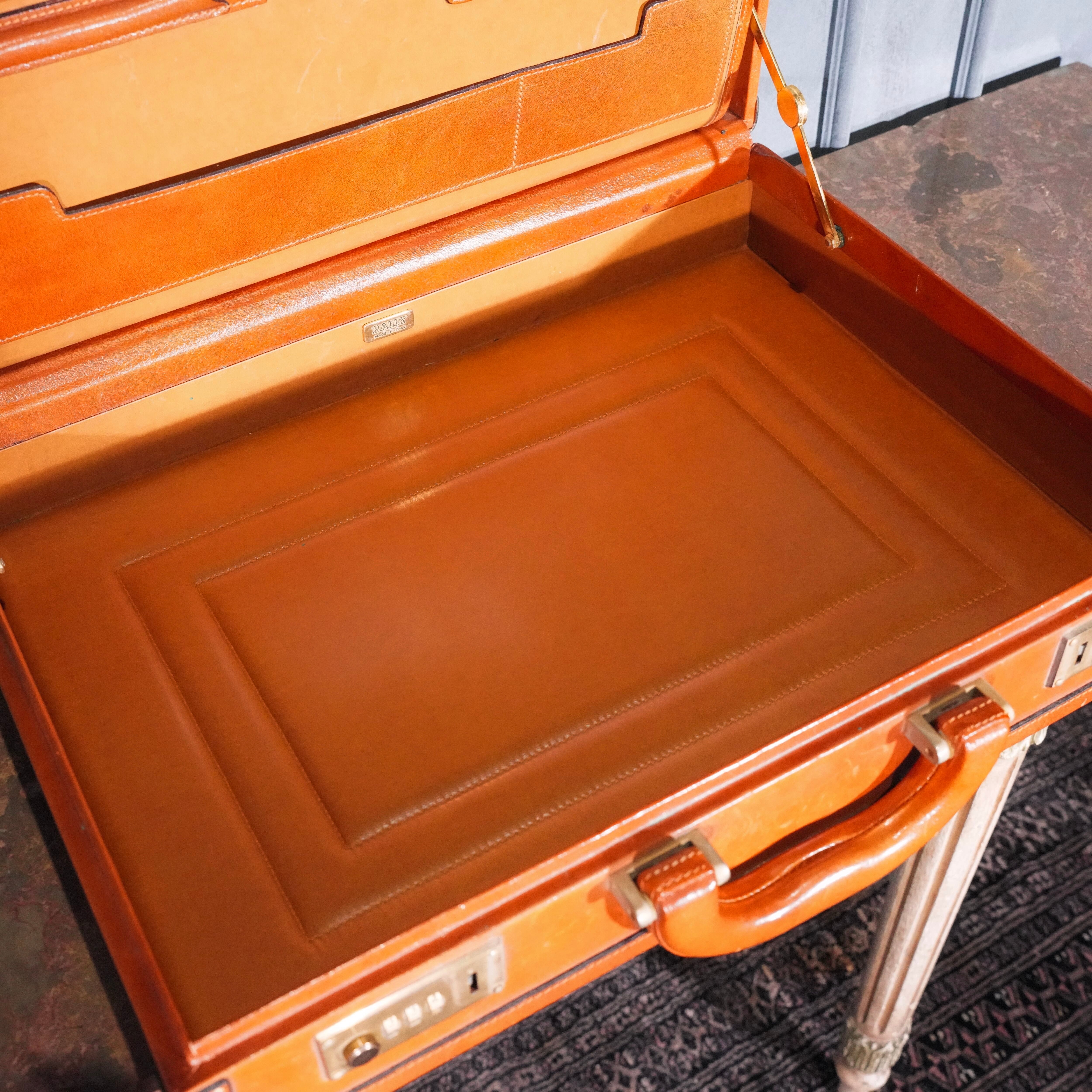 BALLY DIAMOND QUILTING STITCH DESIGN LEATHER ATTACHE CASE/バリー