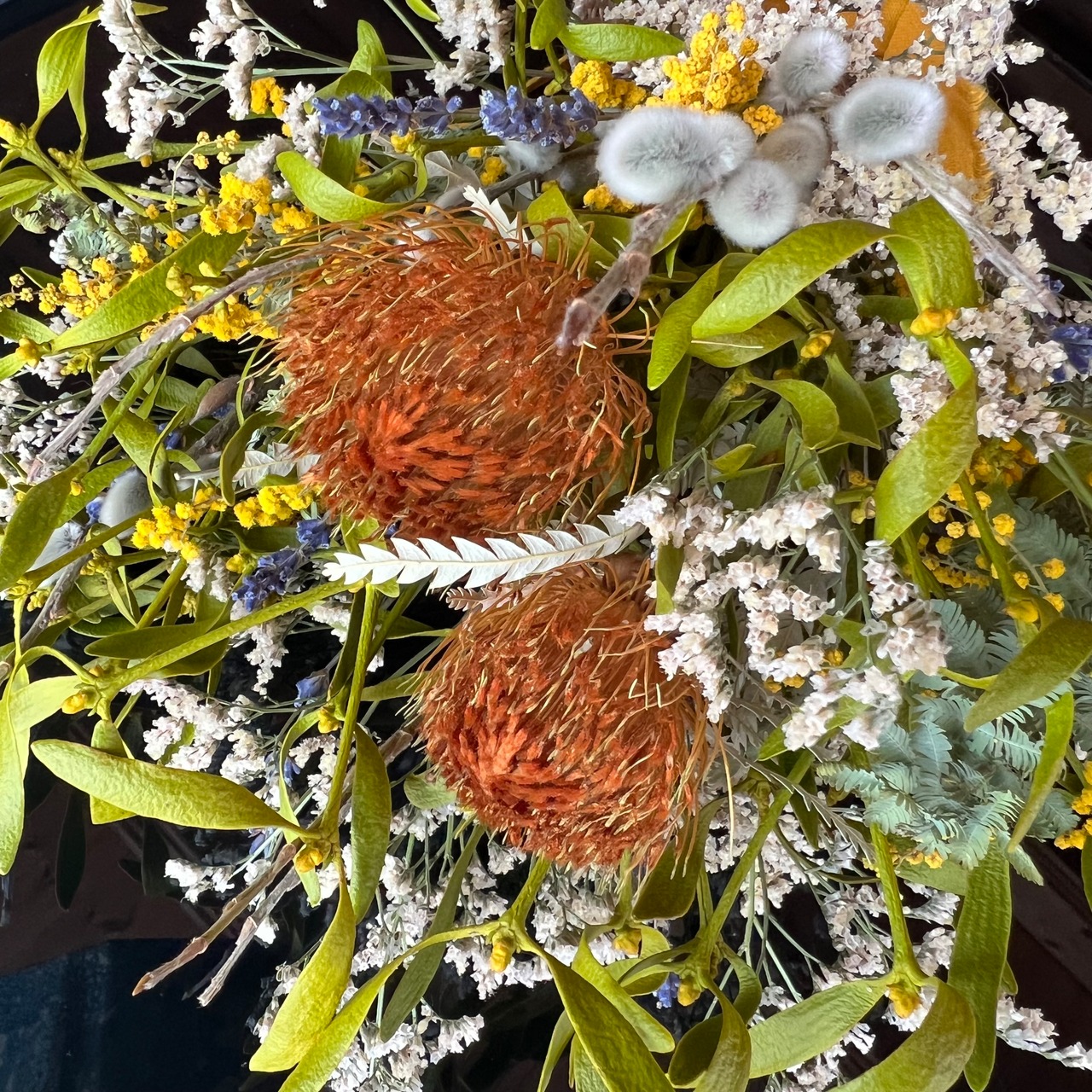 秋色紫陽花 スモークツリー プロテアロビン 色々グリーンのスワッグ 秋 