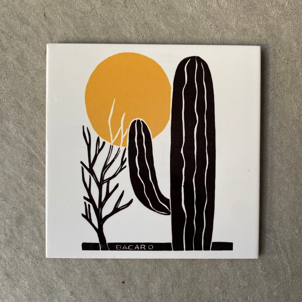 ボルジェス木版画 BACARO BORGES タイル『サボテンと木と太陽』