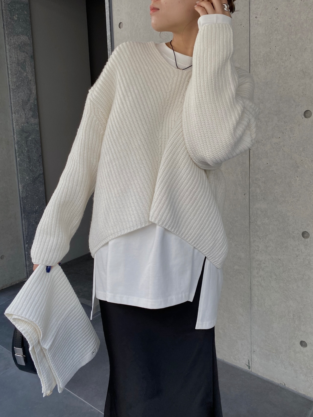 many way removeale neck detail smooth knit
