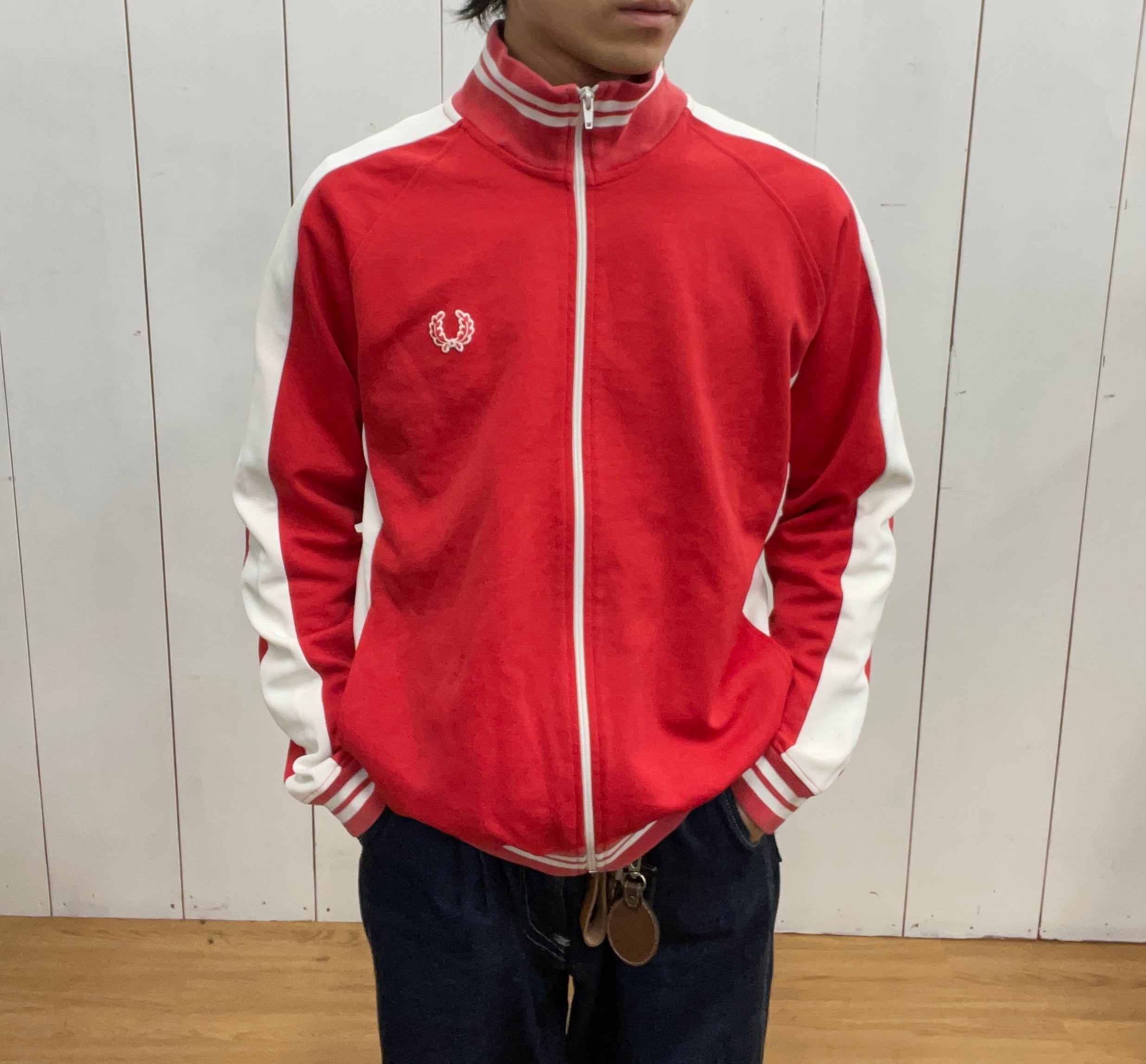 OL-11】FRED PERRY トラックジャケット赤 | 万代書店 長野店 Used 