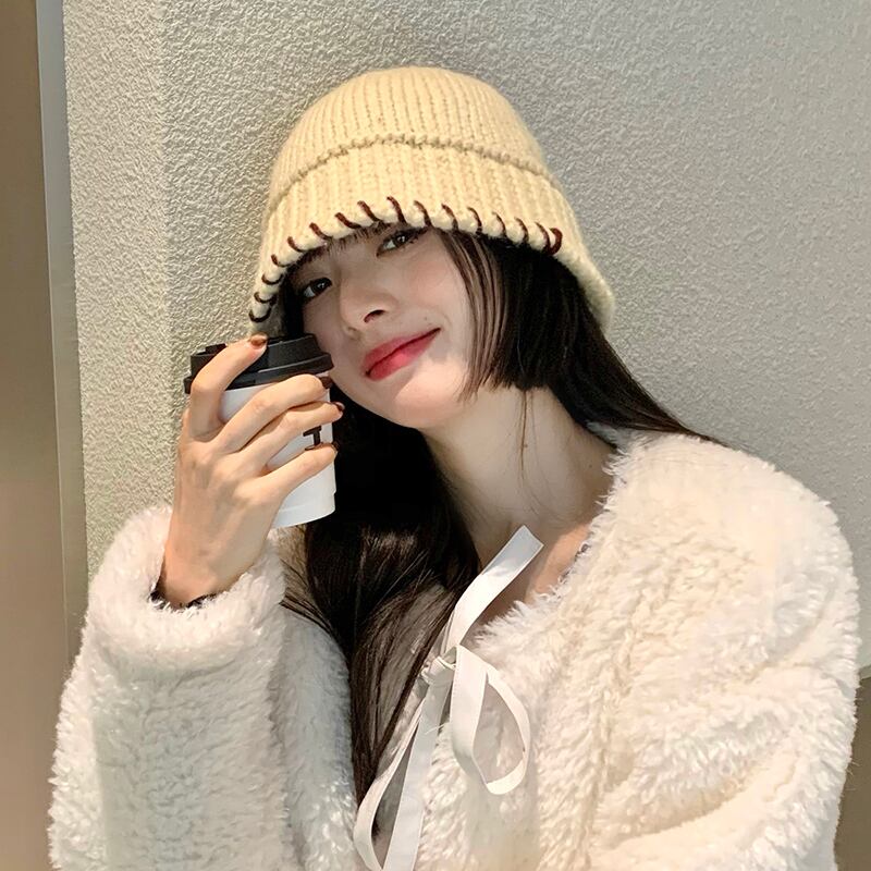 ベージュニットオータムウィンター 帽子 秋物 冬物 ブラック・アイド・ピーズ95767239919