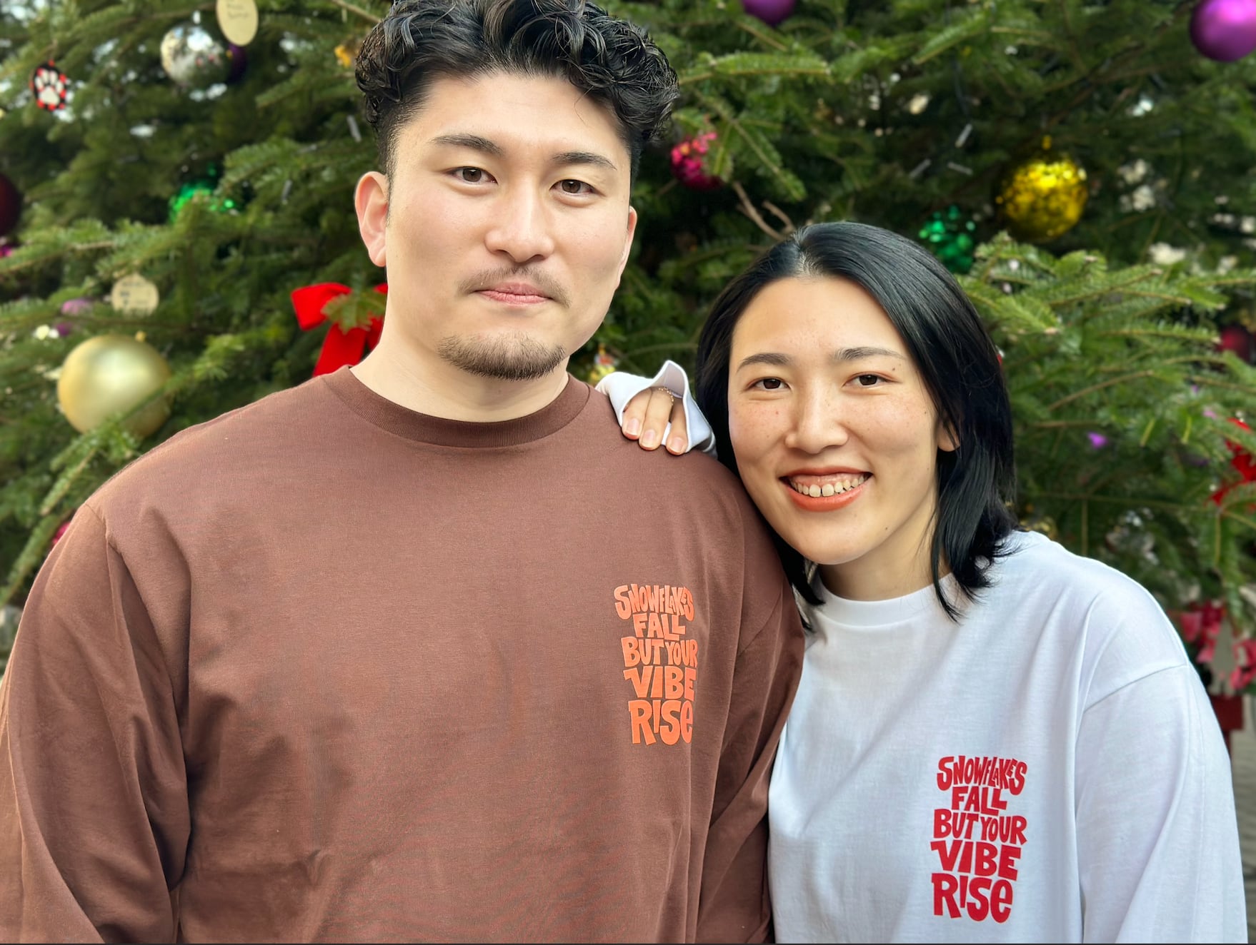 ロングスリーブTシャツ」/ ホワイト | Yeaboii Online shop