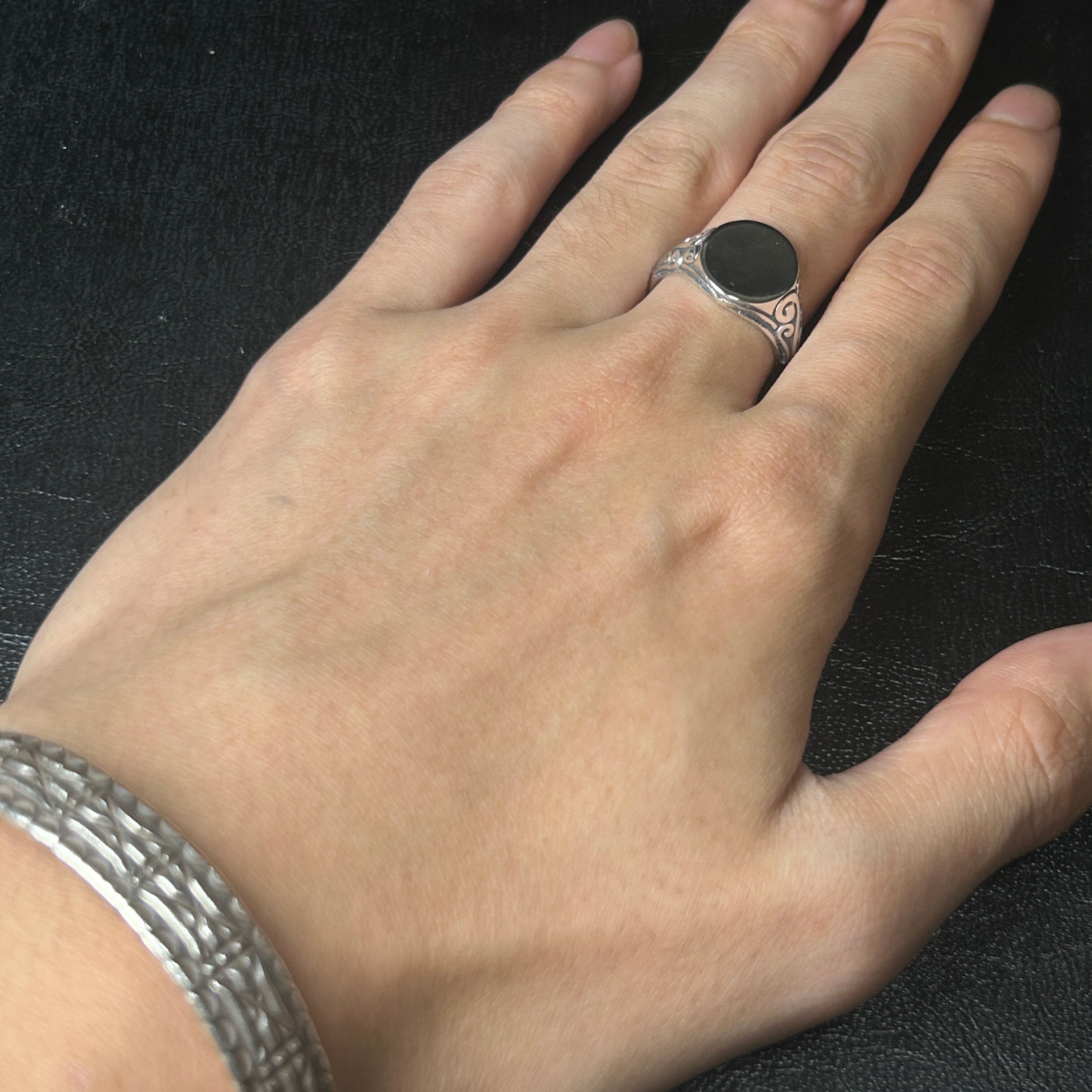 シルバー925 silver 唐草シグネットリング/軽研磨仕上げ/19号 | envy シルバー925 silver 唐草シグネットリング/軽研磨仕上げ/19号 | envy