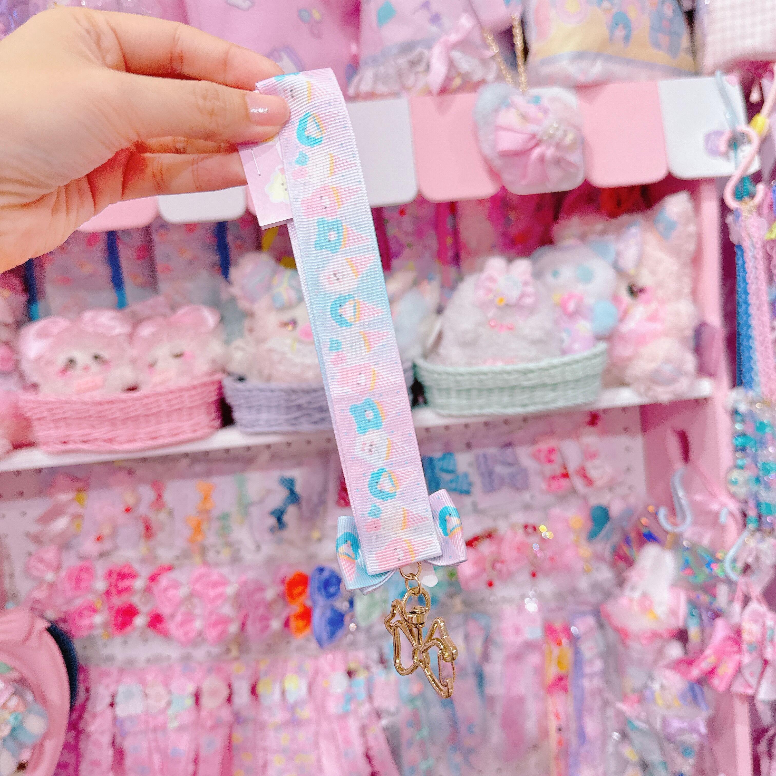 【R33】11-10ミニストラップ