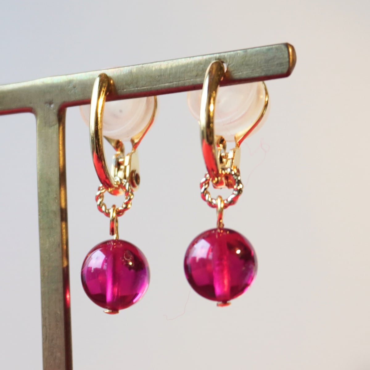 ルビー 特許金具 日本製 痛くないイヤリング Silver925 24kgp ルビーレッド 誕生日 クリスマス 天然石