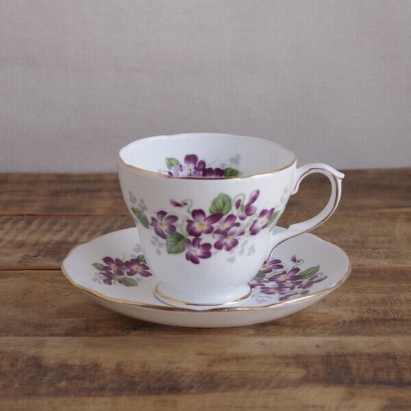 ダッチェス ビオレッタ すみれ 花柄 コーヒーカップ ソーサー Duchess Violetta 2617 1 6 イギリス ヴィンテージ アンティーク 食器 陶器 レトロ Flohmarkt フローマルクト