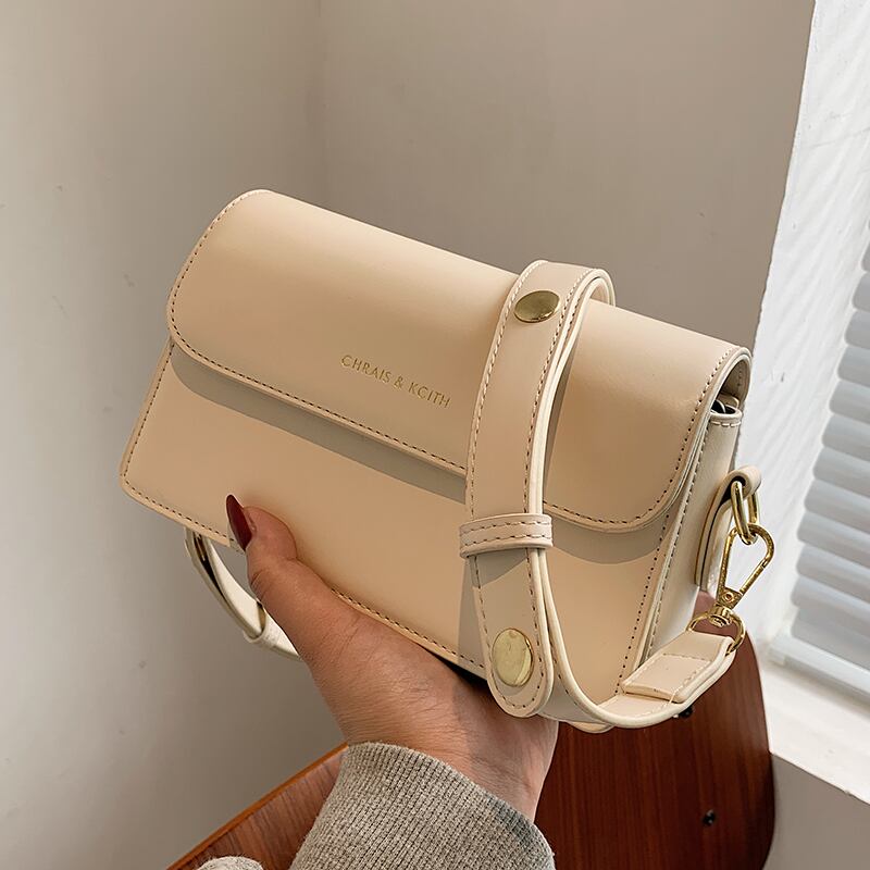 サマーレッド 夏物 スクウェア メッセンジャーバッグ Tiancai_Wing_Bag77879167043