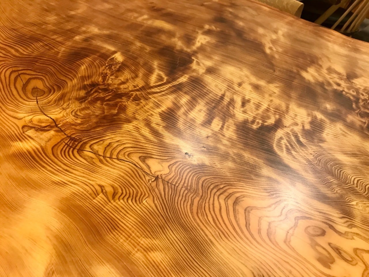 屋久杉 光明 一枚板 2030×900-1090-1160×80 18471 | 千年家具 - 一枚板