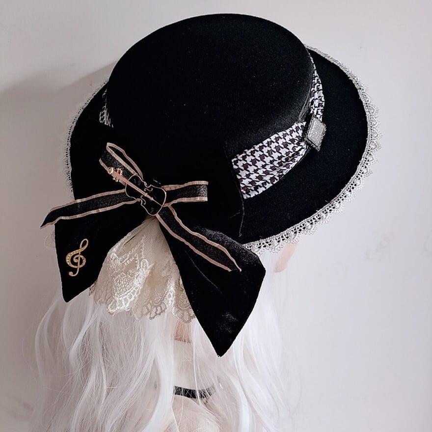 五線譜に躍る乙女の旋律 クラシカル音符リボンのミニハット 繊細レースのヘアクリップ