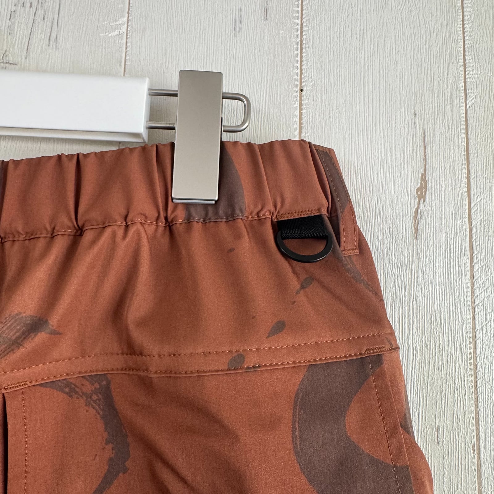 CALLIGRAPHY PATTERN SHORT PANTS -BROWN- | 8G SHOOT WEBSTORE