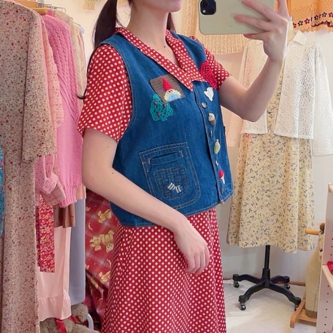 remake ✂︎ acorn button denim vest