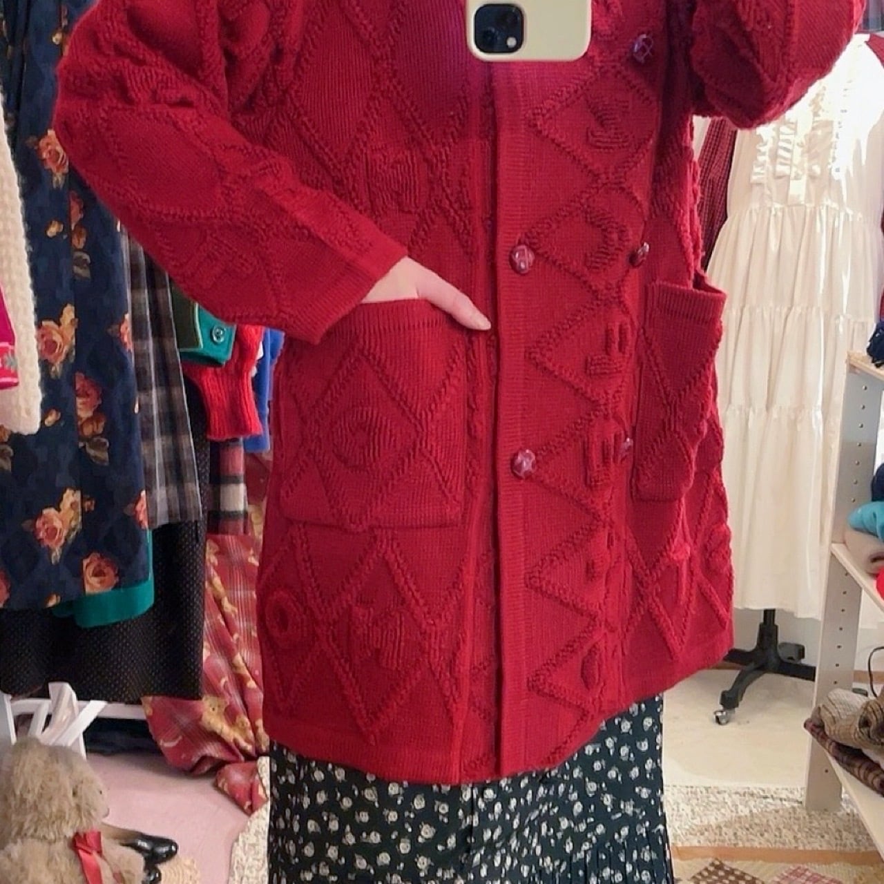 red diamond pattern double button knit