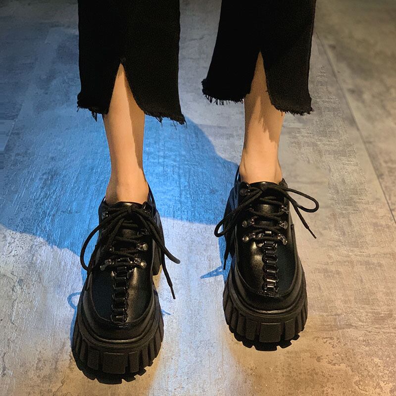 レザーサマーレッドスタイルスタンダードシングル 靴 シューズ レトロ レース 夏物 レースアップ フェイクシューズ89847021676