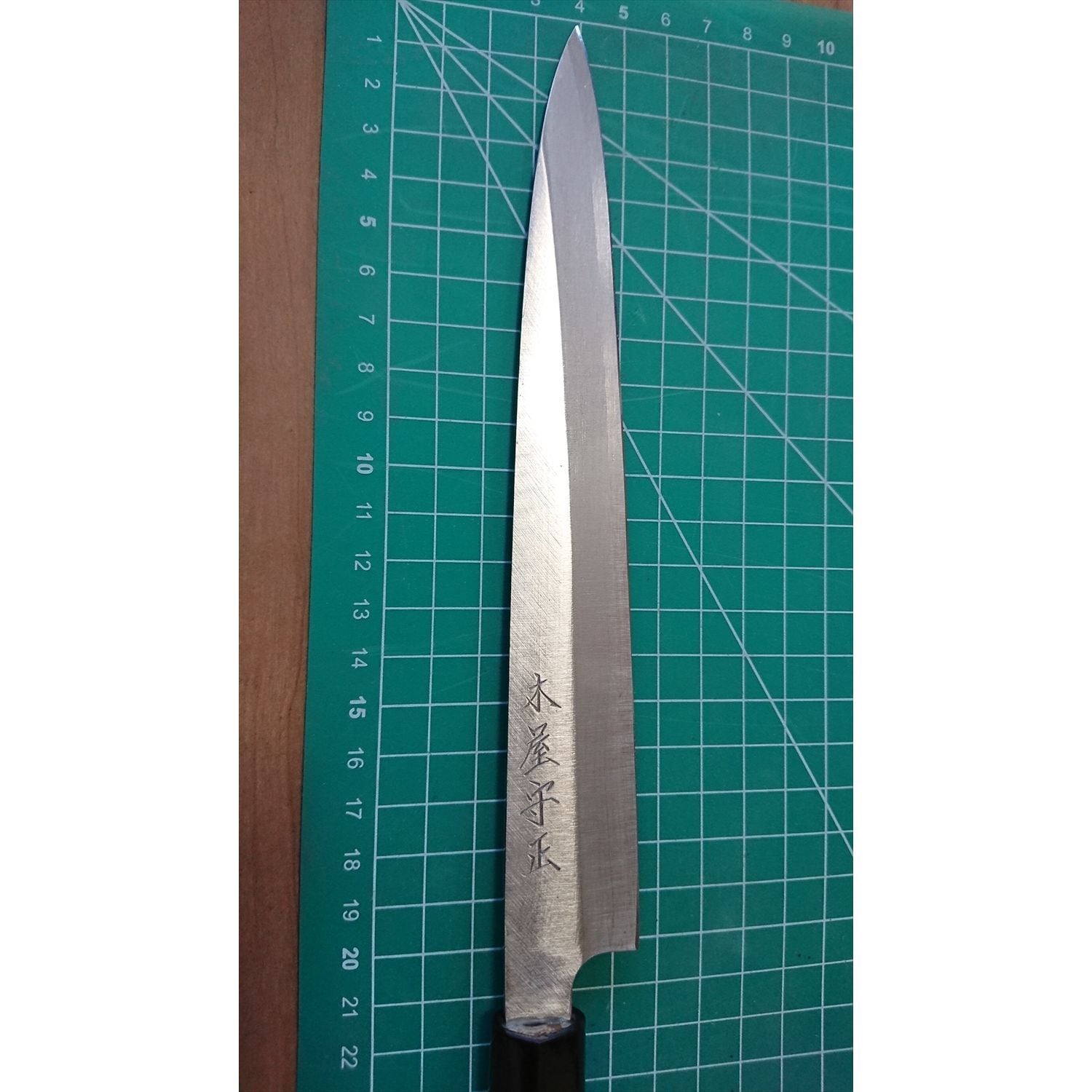 中古o1665 切れる刺身包丁 木屋守正 刃195mm＋2特典 | Pay ID