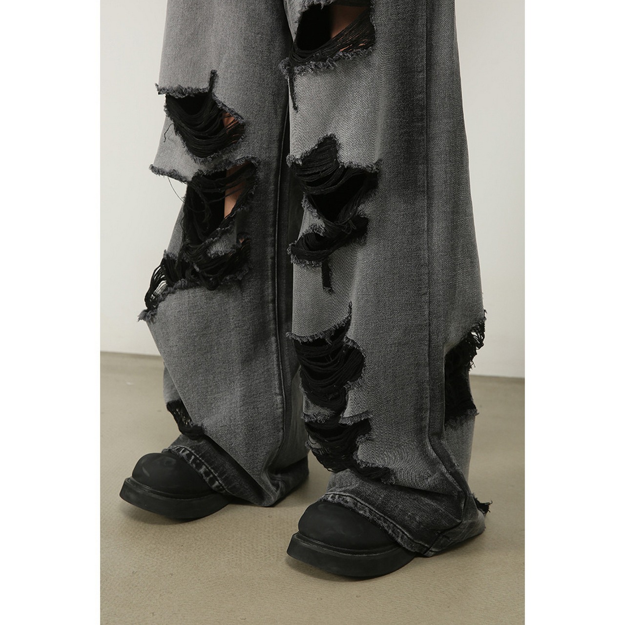 ストリート ボロボロ デニムパンツ P245