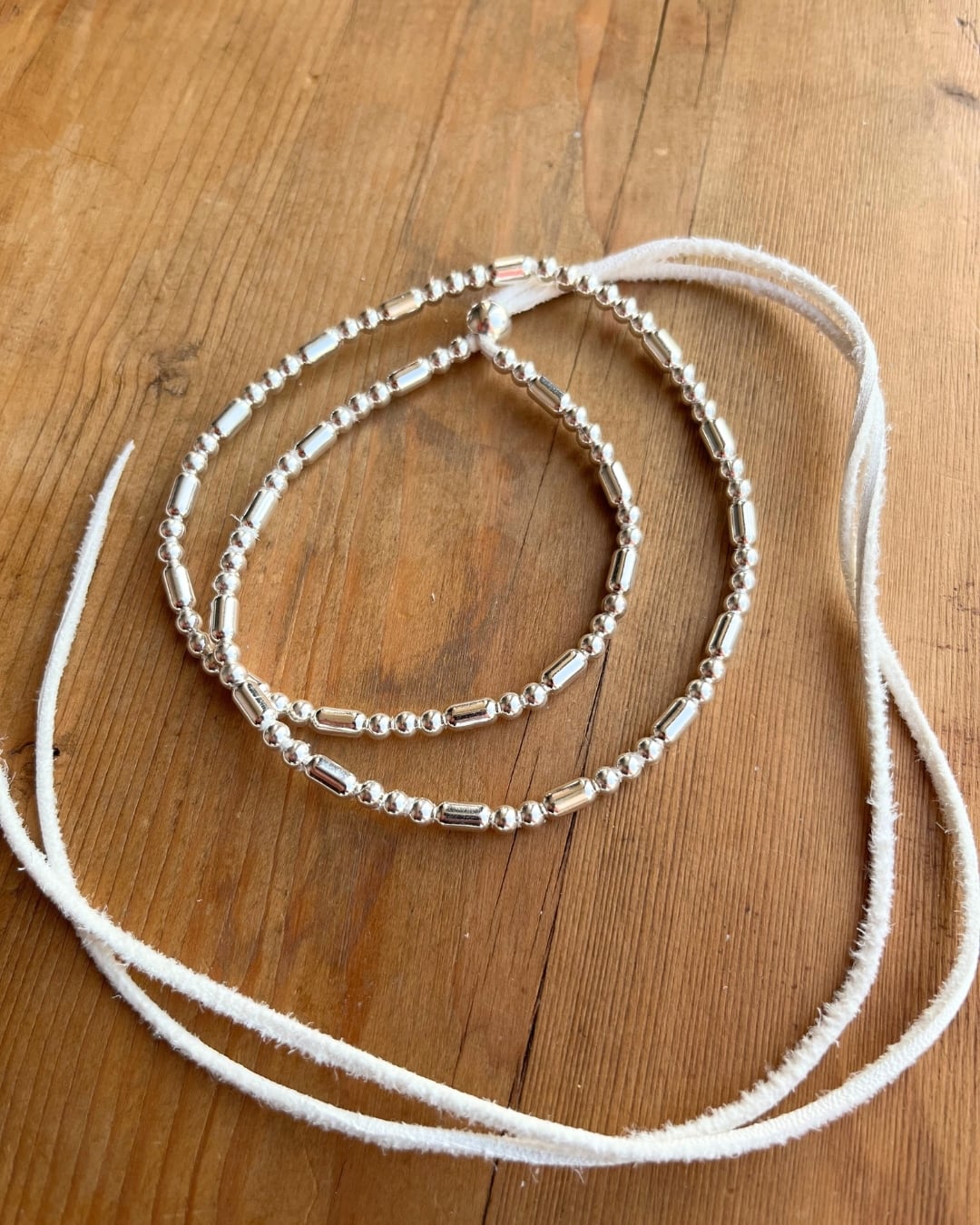 細身シルバービーズ一連