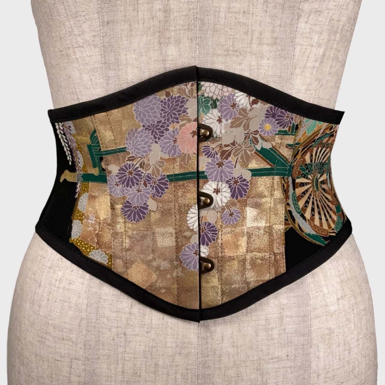 着物コルセット(花車・黒留袖より制作)Kimono Corset (Flower cart・Made of Kurotomesode-Kimono)